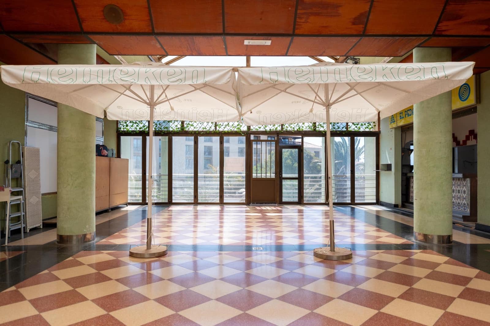 Erhverv til salg i San Bartolome de Tirajana - € 299.000 (Ref: 8926448)