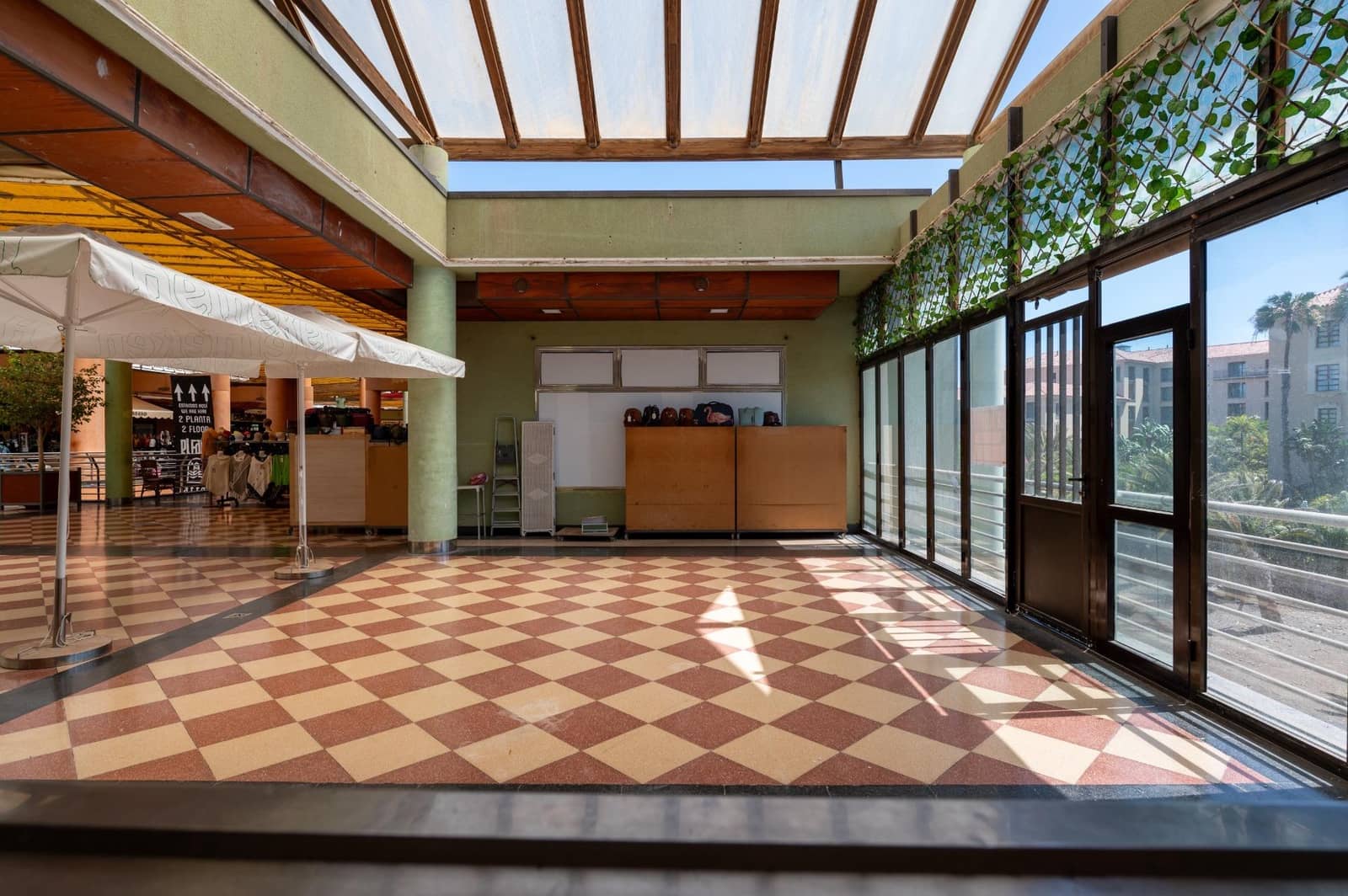 Erhverv til salg i San Bartolome de Tirajana - € 299.000 (Ref: 8926448)