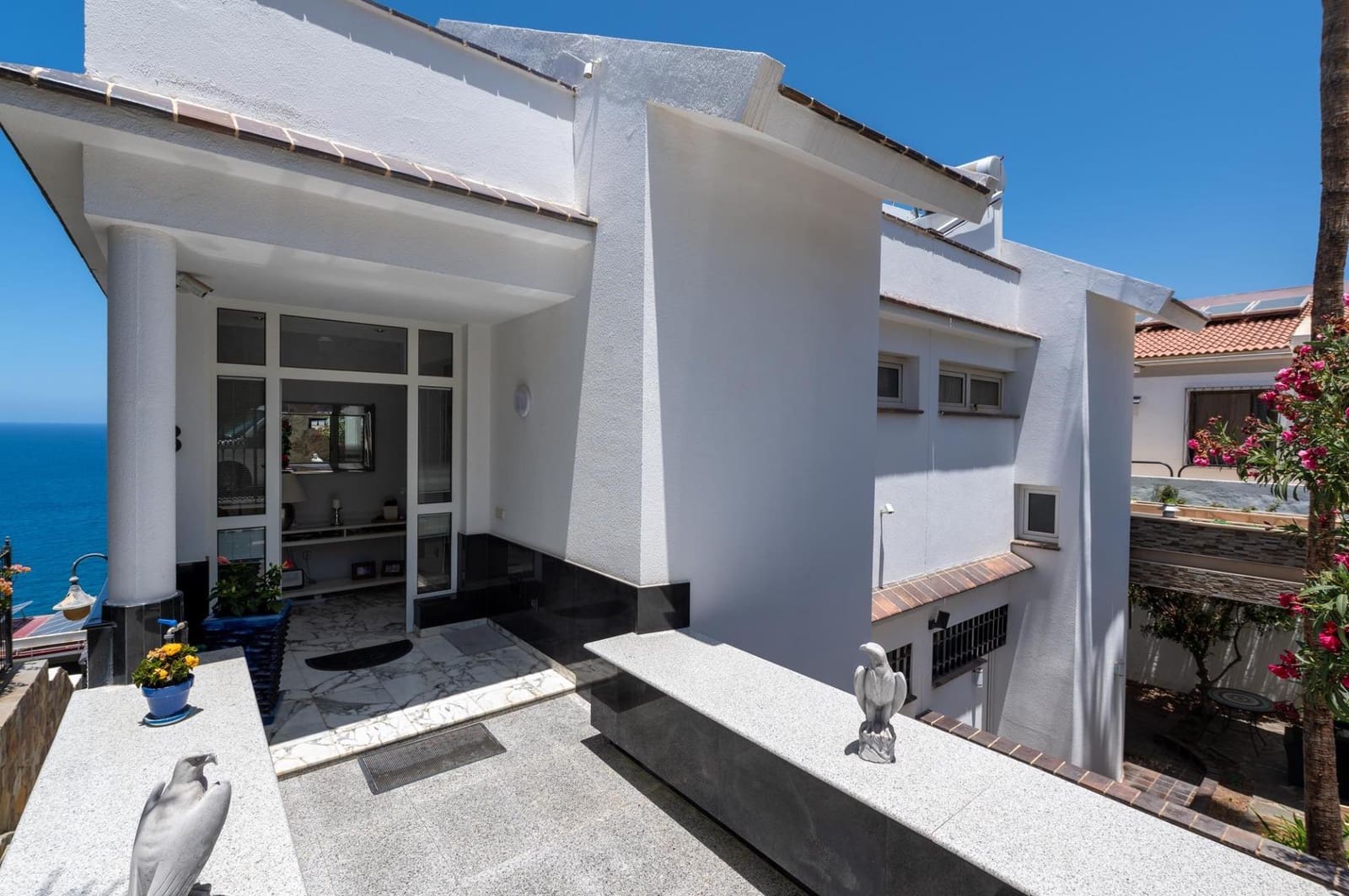 3 soveværelse Villa til salg i Patalavaca med swimmingpool garage - € 1.099.000 (Ref: 9089766)