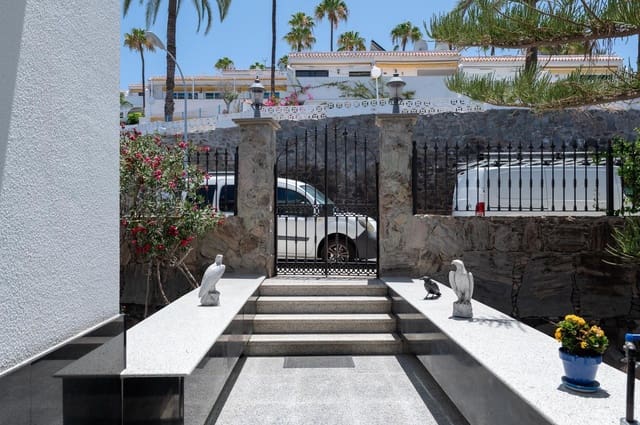 3 makuuhuone Huvila myytävänä paikassa Patalavaca, Mogán mukana uima-altaan 
autotalli - 1 099 000 € (Ref: 9089766)