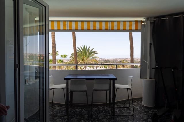 1 slaapkamer Appartement te koop in Playa del Inglés, San Bartolomé de Tirajana met zwembad - € 225.000 (Ref: 9110281)