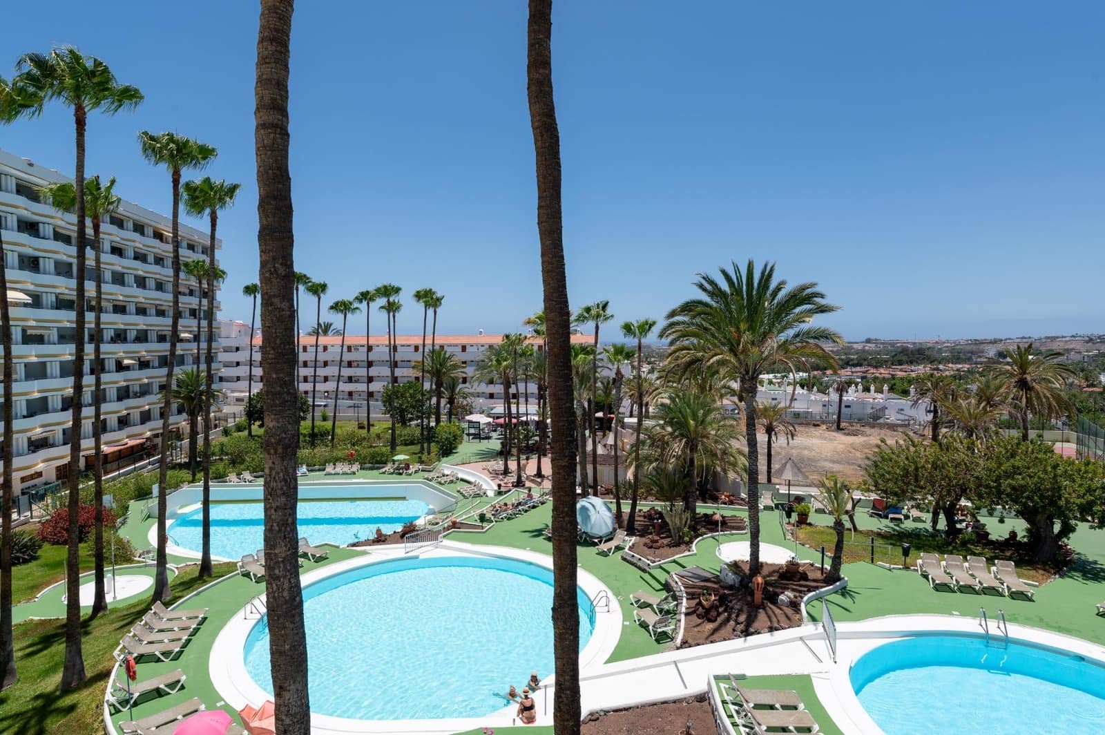 1 soveværelse Lejlighed til salg i Playa del Ingles med swimmingpool - € 215.000 (Ref: 9110281)