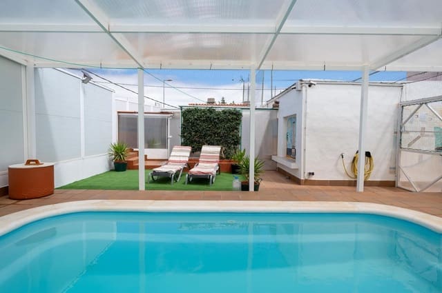 3 quarto Moradia para venda em Sardina, Santa Lucía de Tirajana com piscina garagem - 295 000 € (Ref: 9262614)