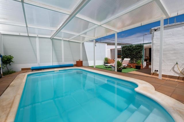 3 quarto Moradia para venda em Sardina, Santa Lucía de Tirajana com piscina garagem - 295 000 € (Ref: 9262614)