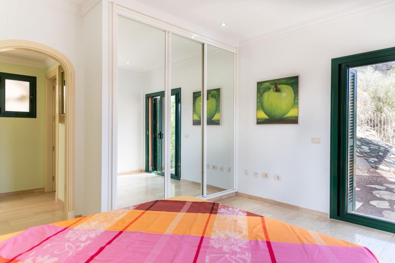 3 makuuhuone Huvila myytävänä paikassa San Bartolome de Tirajana mukana uima-altaan 
autotalli - 949 000 € (Ref: 9367520)