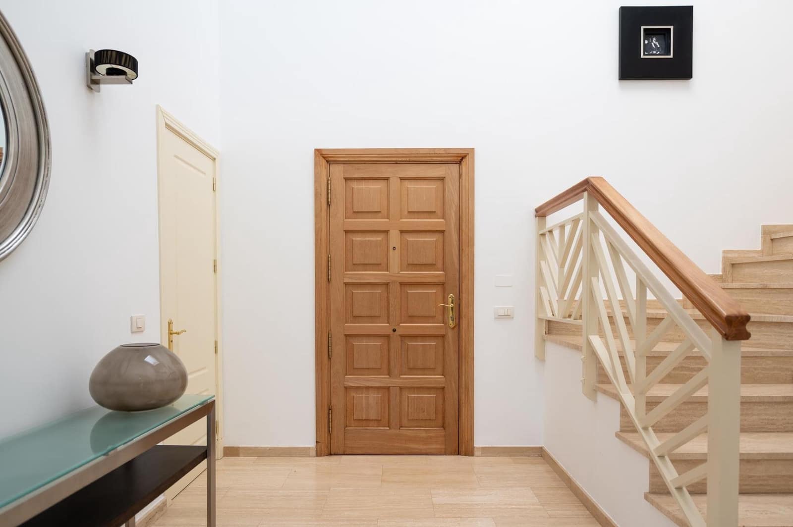 3 makuuhuone Huvila myytävänä paikassa San Bartolome de Tirajana mukana uima-altaan 
autotalli - 949 000 € (Ref: 9367520)