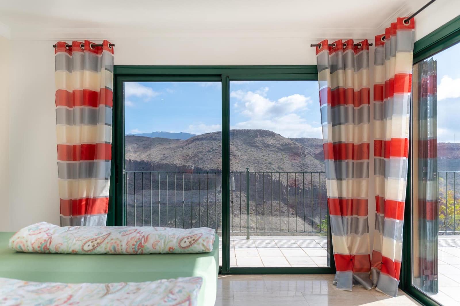 3 makuuhuone Huvila myytävänä paikassa San Bartolome de Tirajana mukana uima-altaan 
autotalli - 949 000 € (Ref: 9367520)