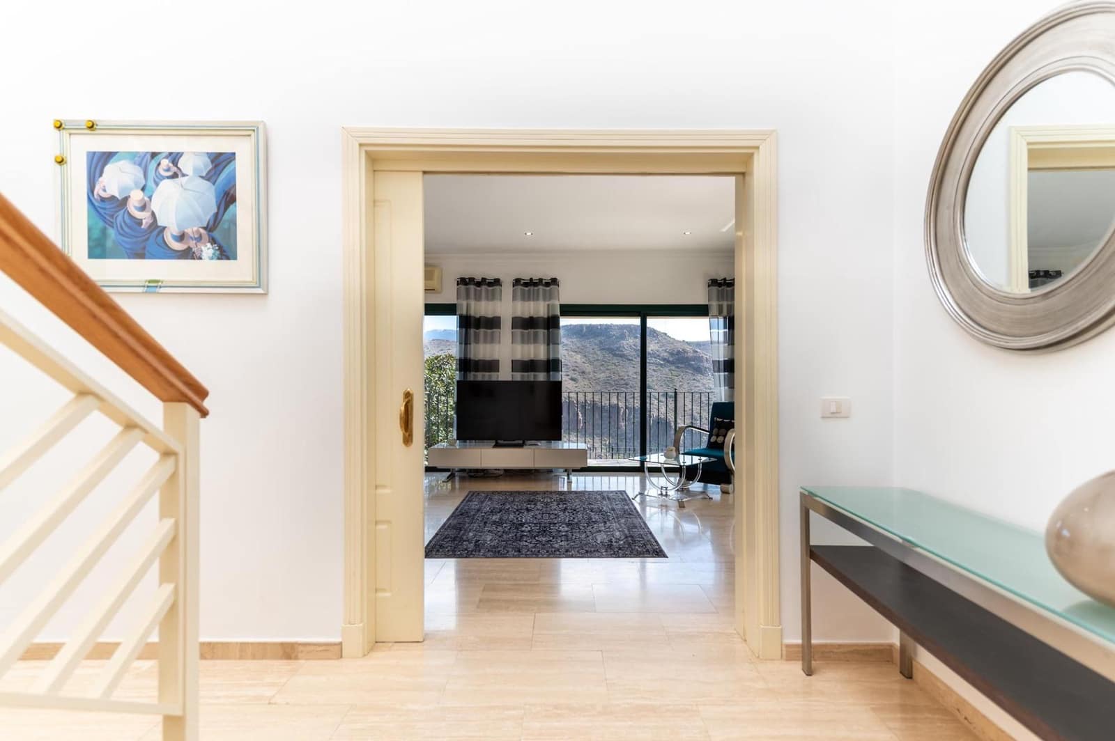 3 makuuhuone Huvila myytävänä paikassa San Bartolome de Tirajana mukana uima-altaan 
autotalli - 949 000 € (Ref: 9367520)