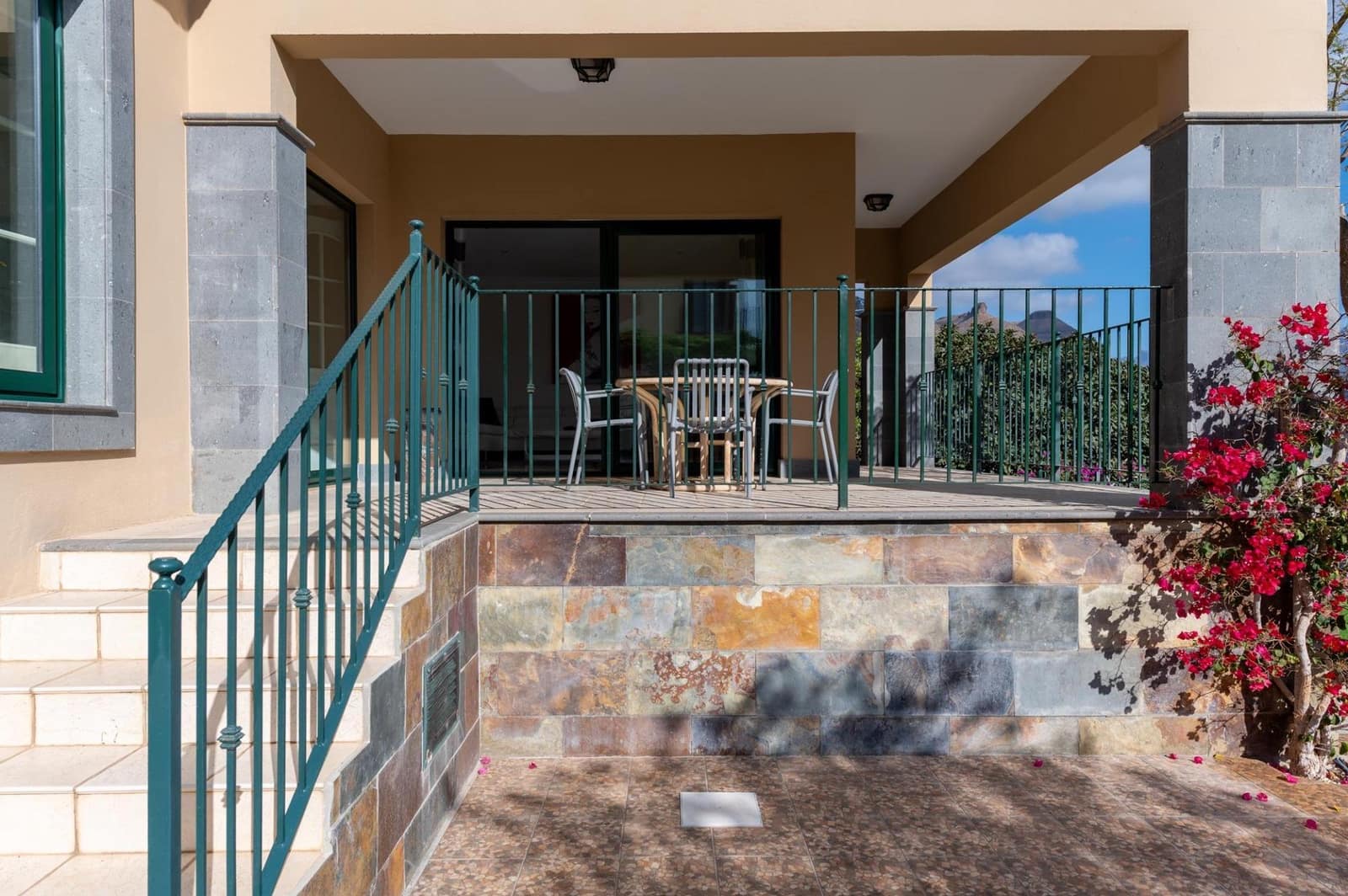 3 makuuhuone Huvila myytävänä paikassa San Bartolome de Tirajana mukana uima-altaan 
autotalli - 949 000 € (Ref: 9367520)