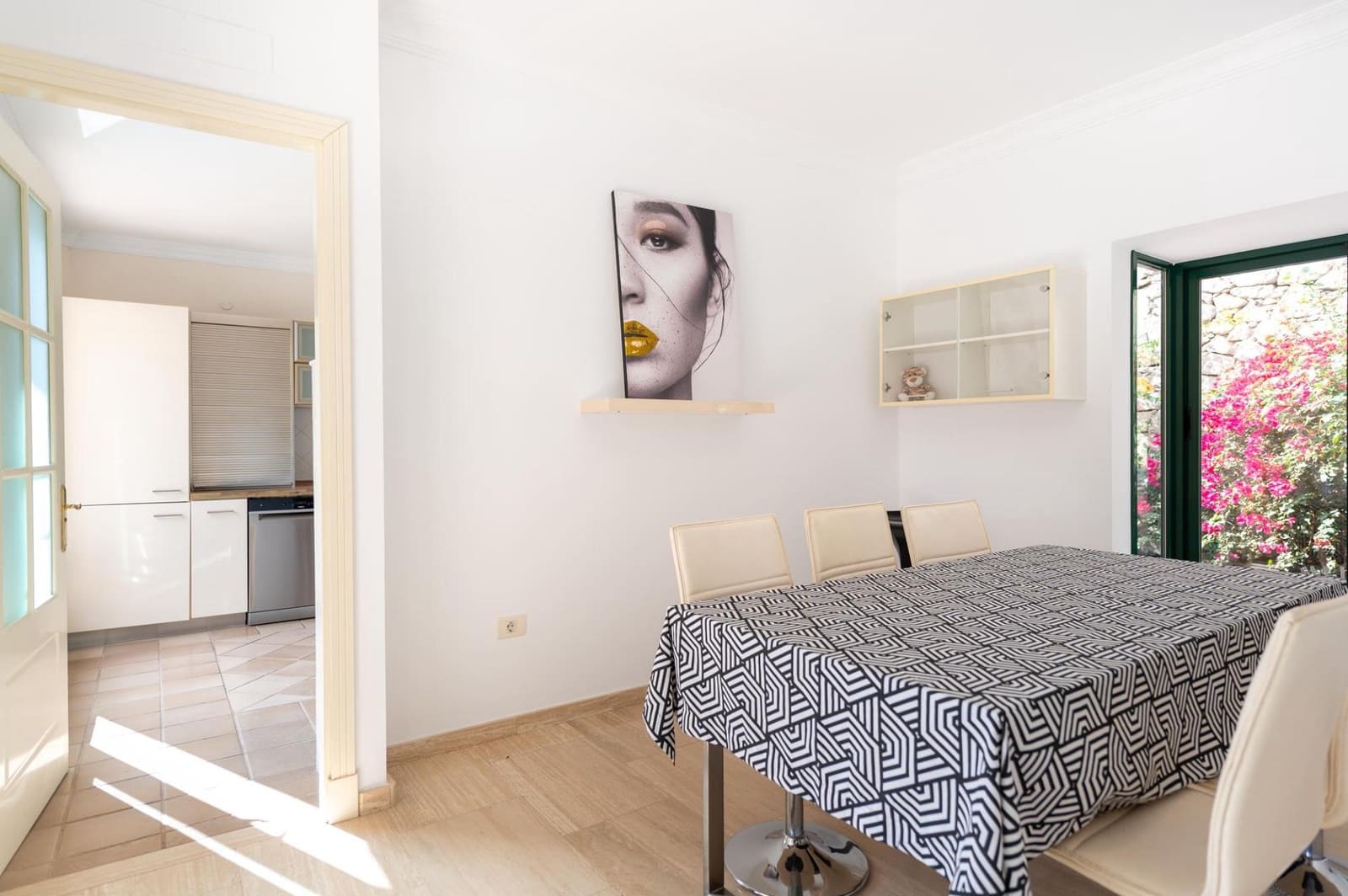 3 makuuhuone Huvila myytävänä paikassa San Bartolome de Tirajana mukana uima-altaan 
autotalli - 949 000 € (Ref: 9367520)