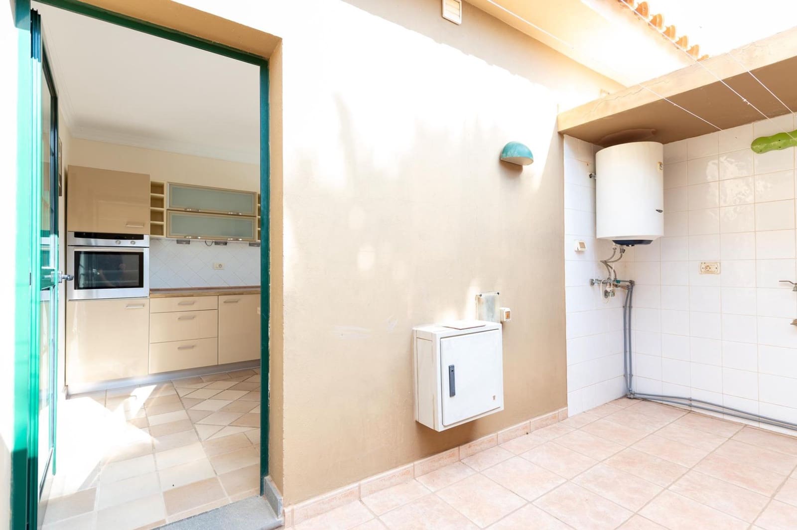 3 makuuhuone Huvila myytävänä paikassa San Bartolome de Tirajana mukana uima-altaan 
autotalli - 949 000 € (Ref: 9367520)