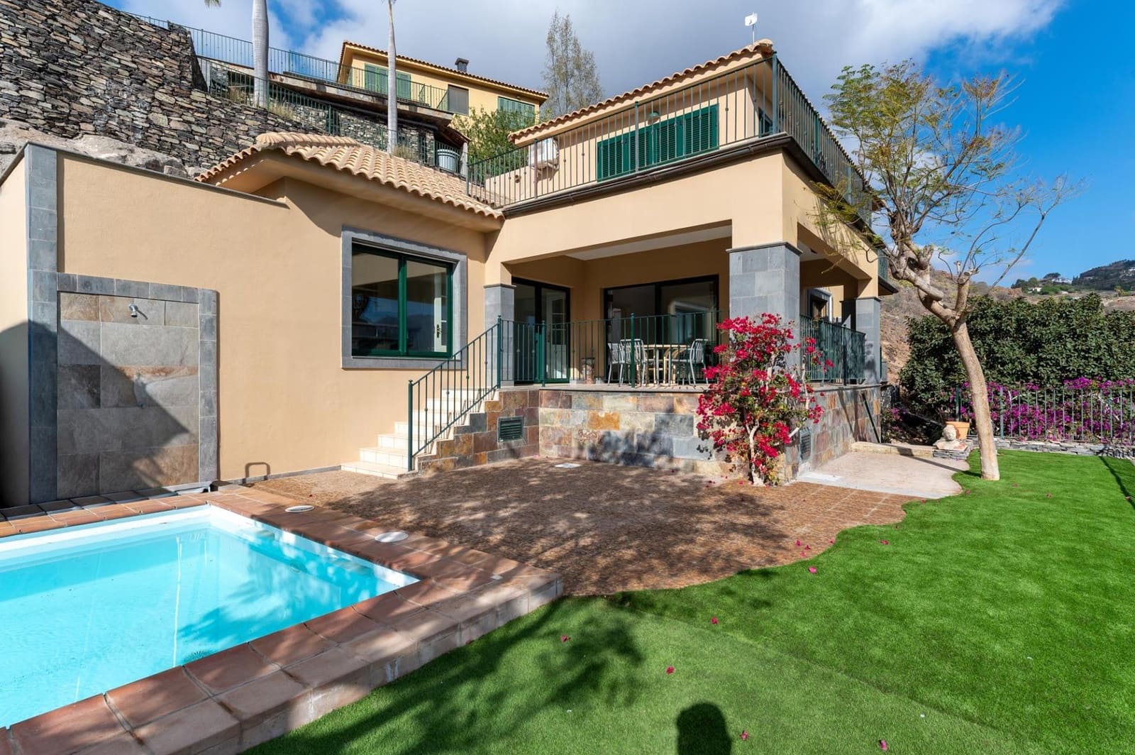 3 makuuhuone Huvila myytävänä paikassa San Bartolome de Tirajana mukana uima-altaan 
autotalli - 949 000 € (Ref: 9367520)