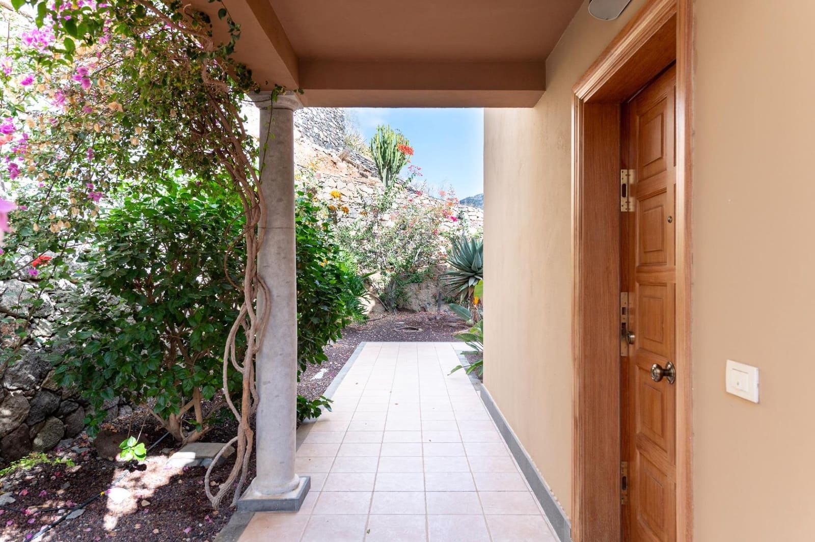 3 makuuhuone Huvila myytävänä paikassa San Bartolome de Tirajana mukana uima-altaan 
autotalli - 949 000 € (Ref: 9367520)