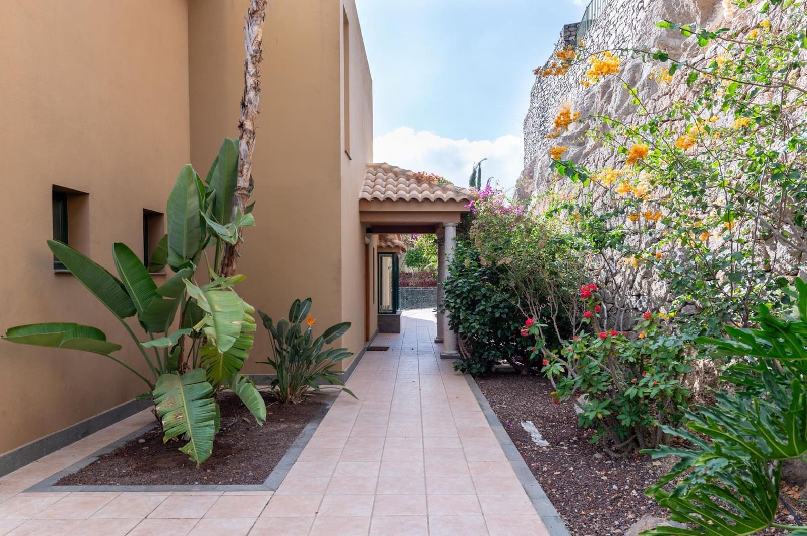 3 makuuhuone Huvila myytävänä paikassa San Bartolome de Tirajana mukana uima-altaan 
autotalli - 949 000 € (Ref: 9367520)