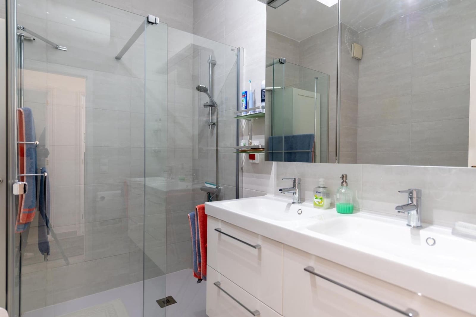 3 bedroom Apartment for sale in San Bartolome de Tirajana - € 440,000 (Ref: 9387929)