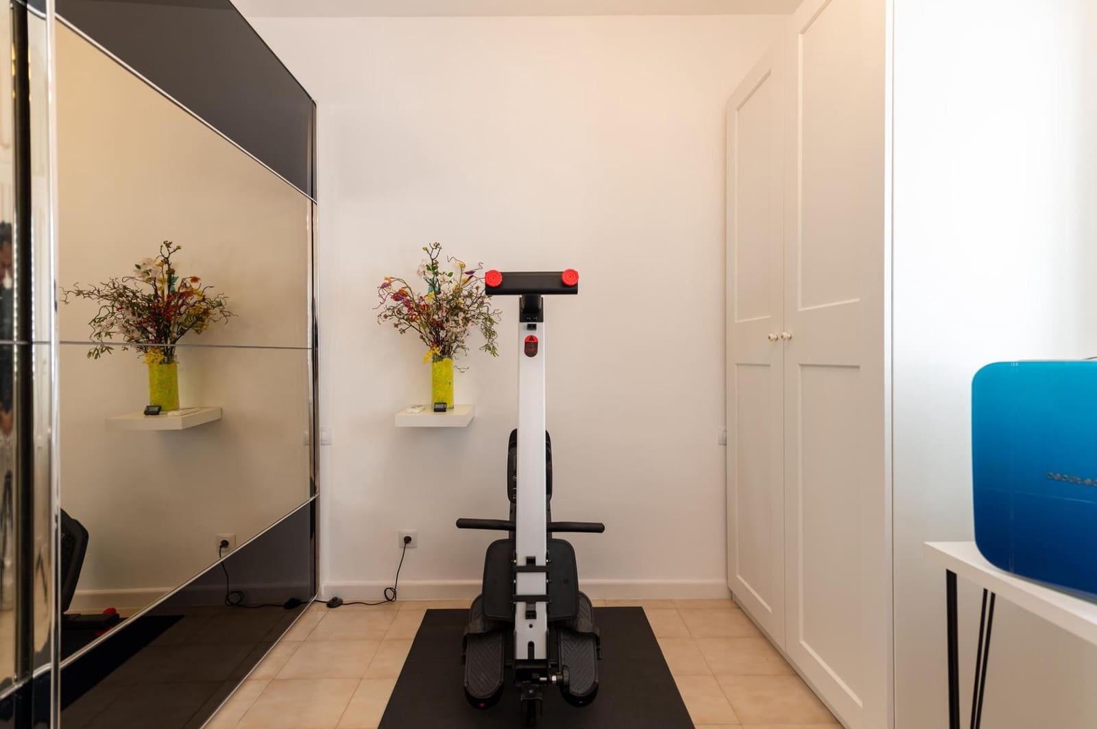 3 bedroom Apartment for sale in San Bartolome de Tirajana - € 440,000 (Ref: 9387929)