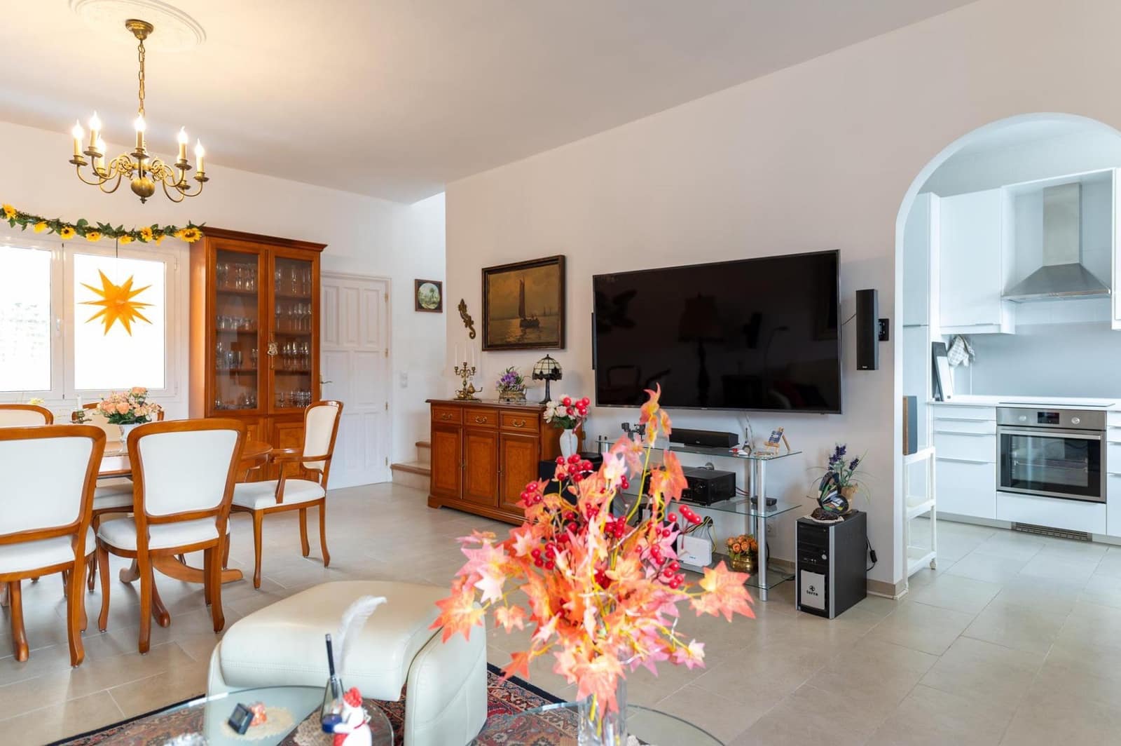 3 bedroom Apartment for sale in San Bartolome de Tirajana - € 440,000 (Ref: 9387929)