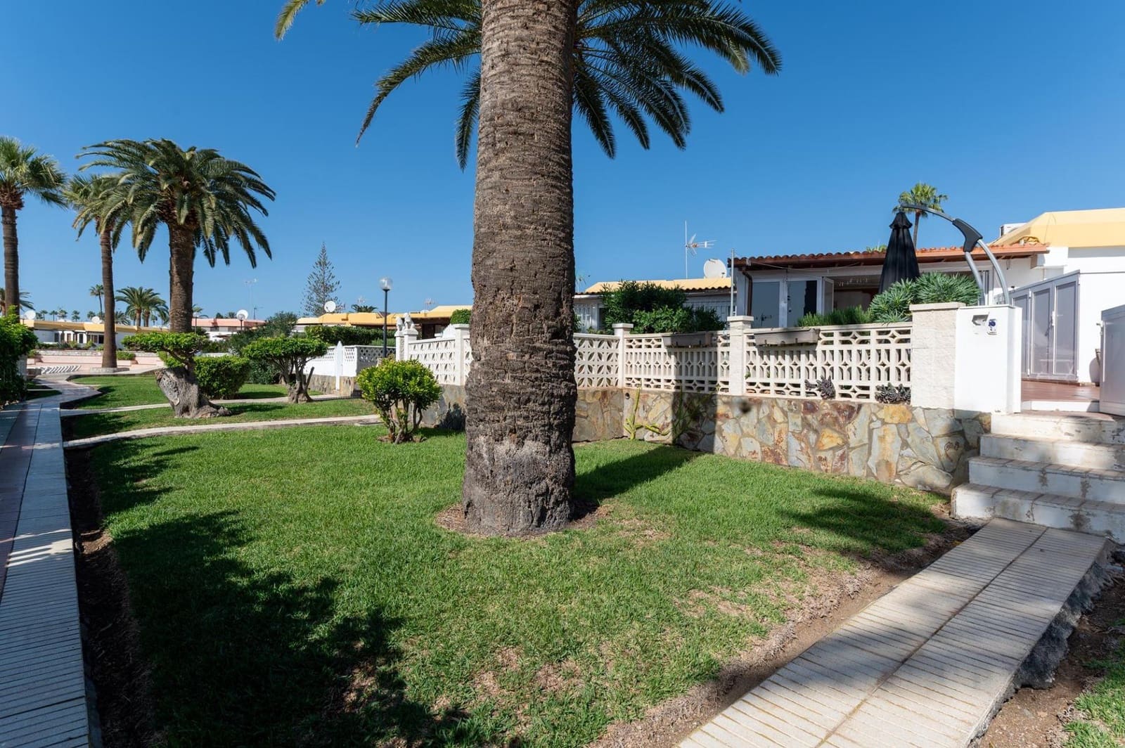 2 soverom Bungalow til salgs i Playa del Ingles med svømmebasseng - € 350 000 (Ref: 9433432)