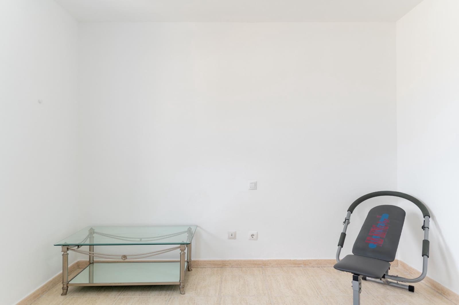 4 bedroom Flat for sale in San Bartolome de Tirajana - € 298,000 (Ref: 9483528)