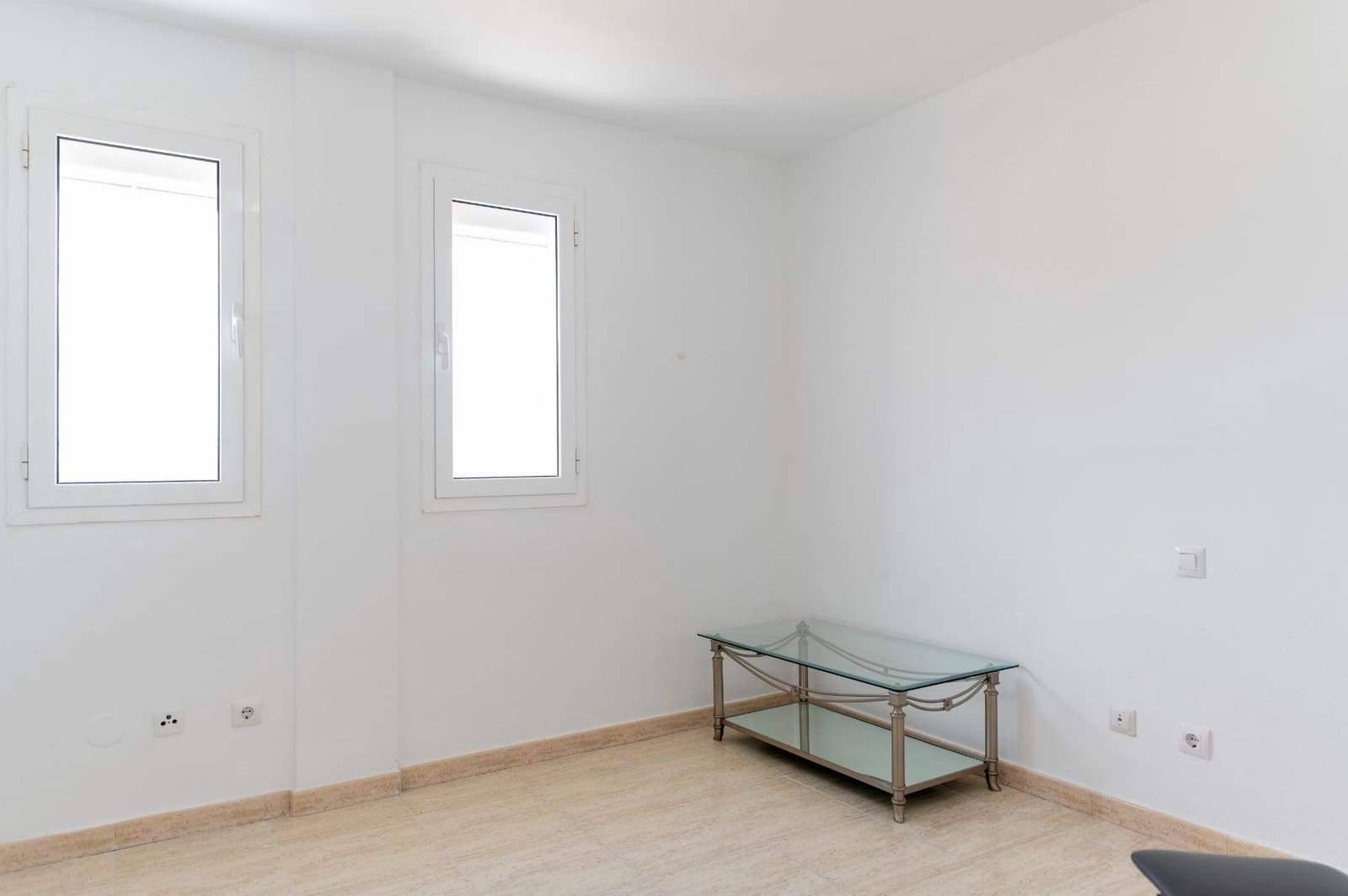 4 bedroom Flat for sale in San Bartolome de Tirajana - € 298,000 (Ref: 9483528)