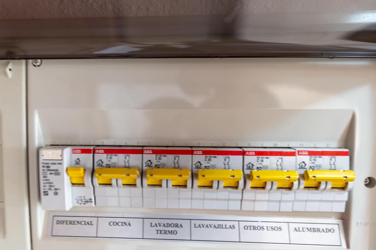 4 bedroom Flat for sale in San Bartolome de Tirajana - € 298,000 (Ref: 9483528)