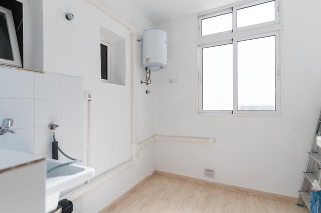 4 makuuhuone Asunto myytävänä paikassa San Bartolomé de Tirajana - 298 000 € (Ref: 9483528)