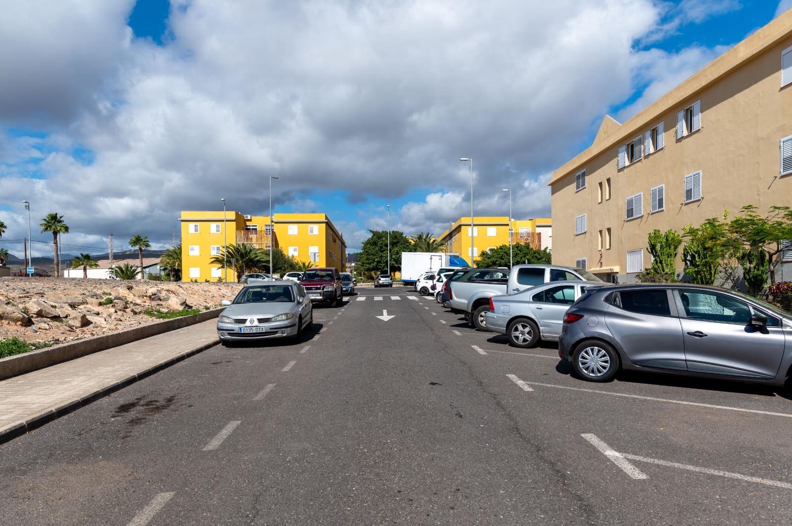 4 bedroom Flat for sale in San Bartolome de Tirajana - € 298,000 (Ref: 9483528)