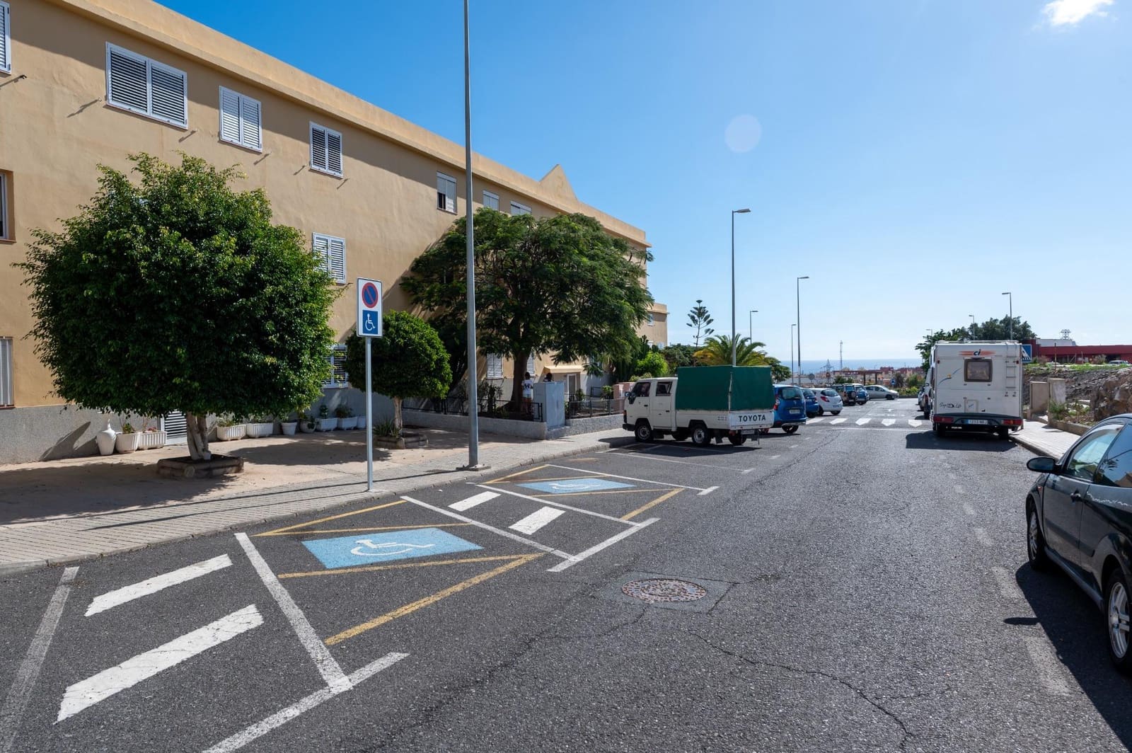 4 bedroom Flat for sale in San Bartolome de Tirajana - € 298,000 (Ref: 9483528)