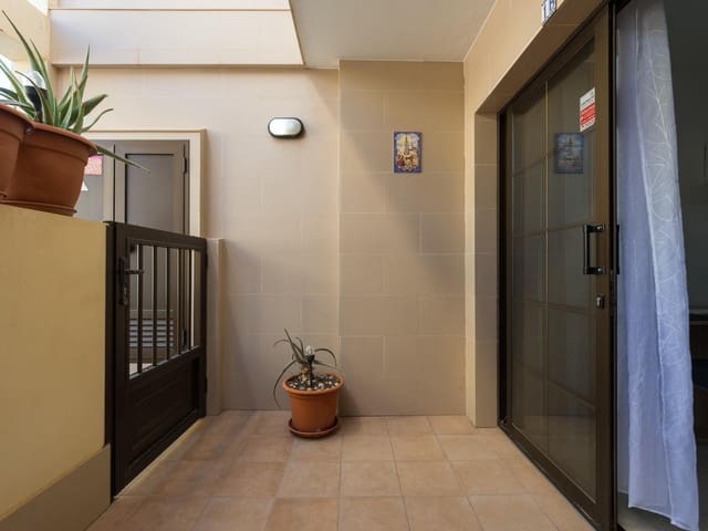 Piso de 2 habitaciones en Puerto del Rosario en venta - 178.000 € (Ref: 9527691)