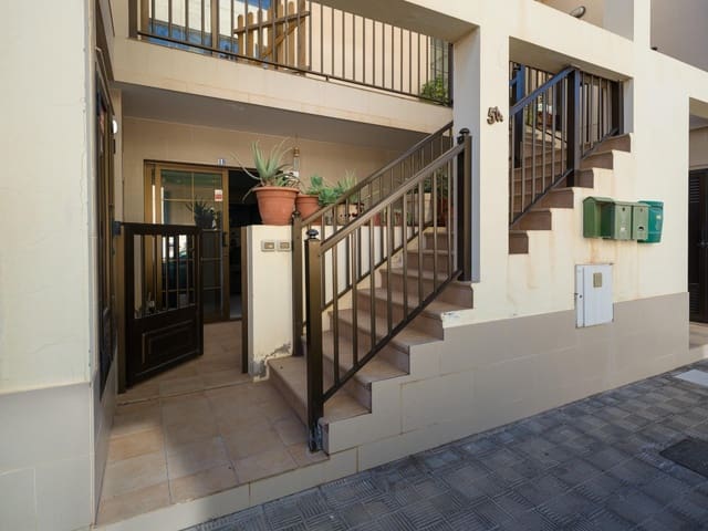 Piso de 2 habitaciones en Puerto del Rosario en venta - 178.000 € (Ref: 9527691)