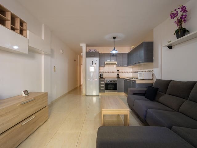 2 soveværelse Lejlighed til salg i Puerto del Rosario - € 178.000 (Ref: 9527691)