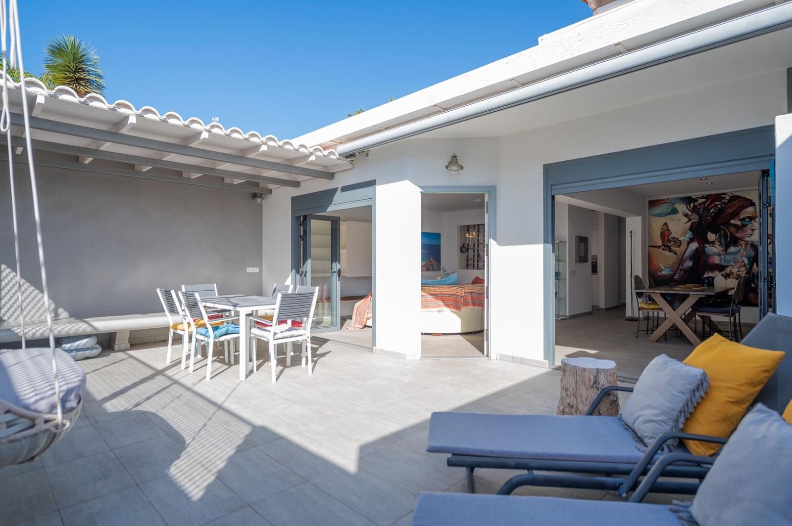 4 bedroom Bungalow for sale in Maspalomas with pool - € 689,000 (Ref: 9551518)