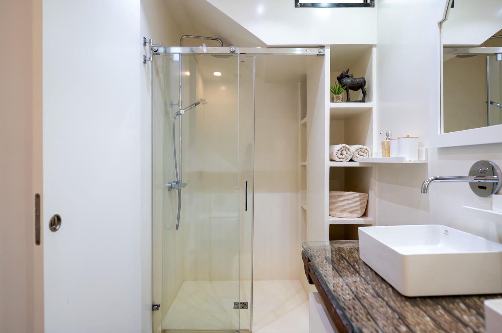 4 bedroom Bungalow for sale in Maspalomas with pool - € 689,000 (Ref: 9551518)