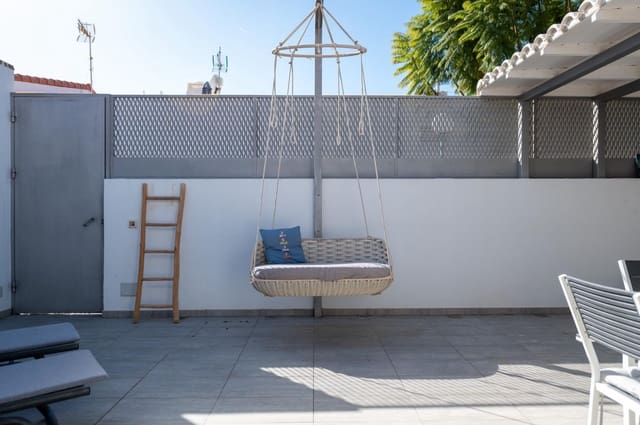 4 bedroom Bungalow for sale in Maspalomas, San Bartolomé de Tirajana with pool - € 689,000 (Ref: 9551518)