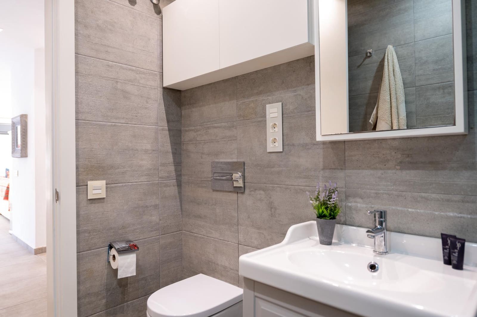 4 bedroom Bungalow for sale in Maspalomas with pool - € 689,000 (Ref: 9551518)