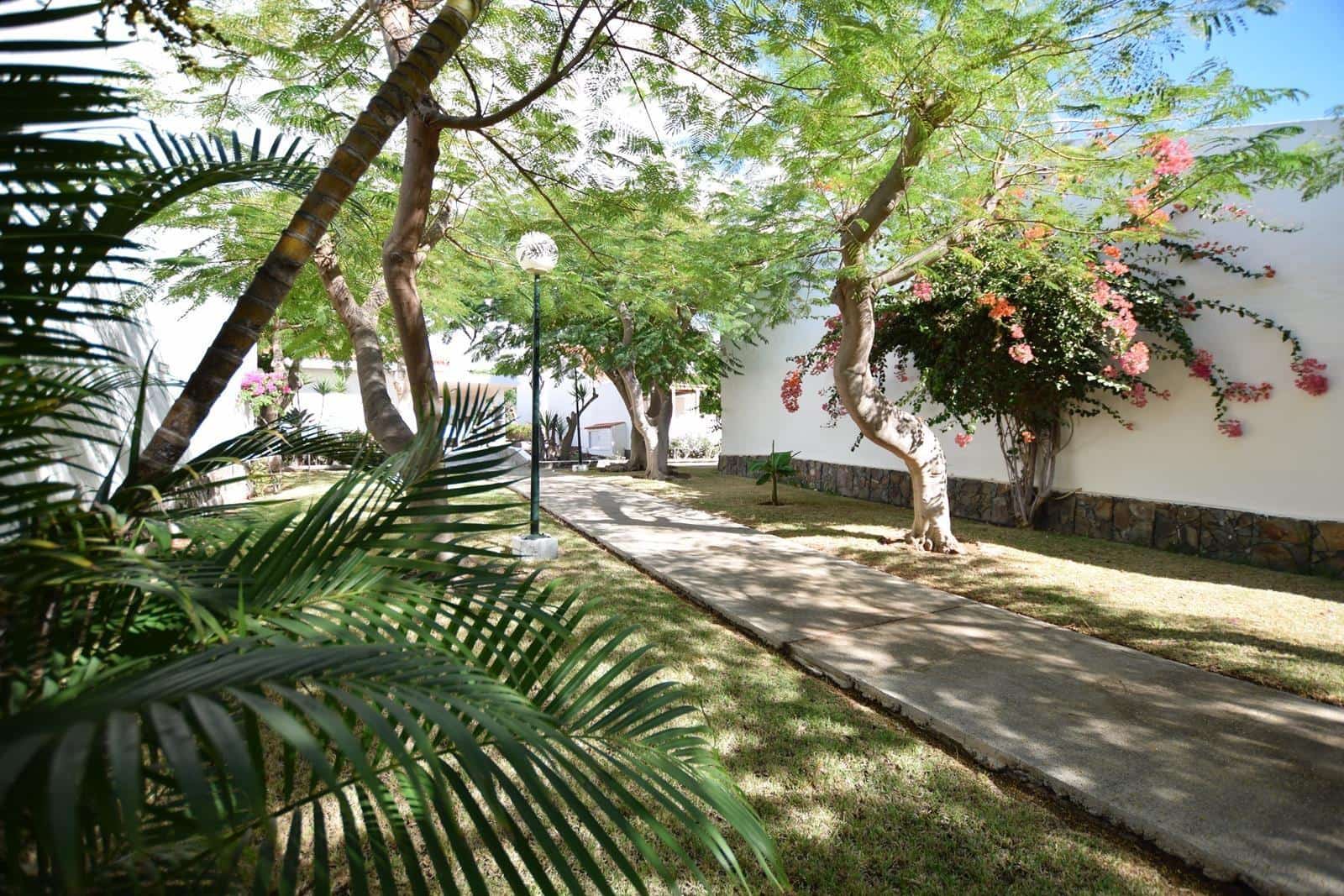 4 bedroom Bungalow for sale in Maspalomas with pool - € 689,000 (Ref: 9551518)