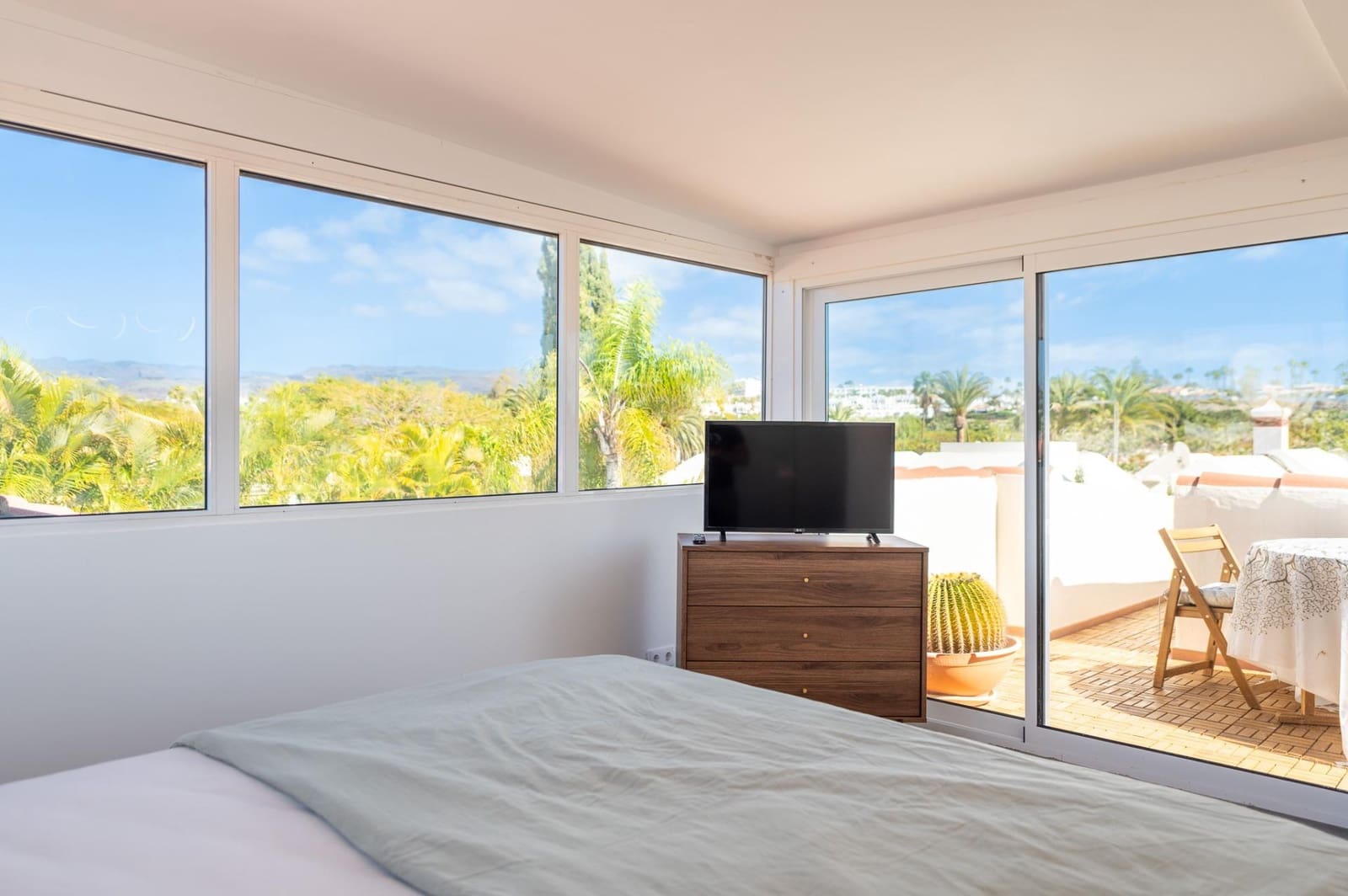 3 Zimmer Bungalow zu verkaufen in Maspalomas mit Pool - 895.000 € (Ref: 9555852)