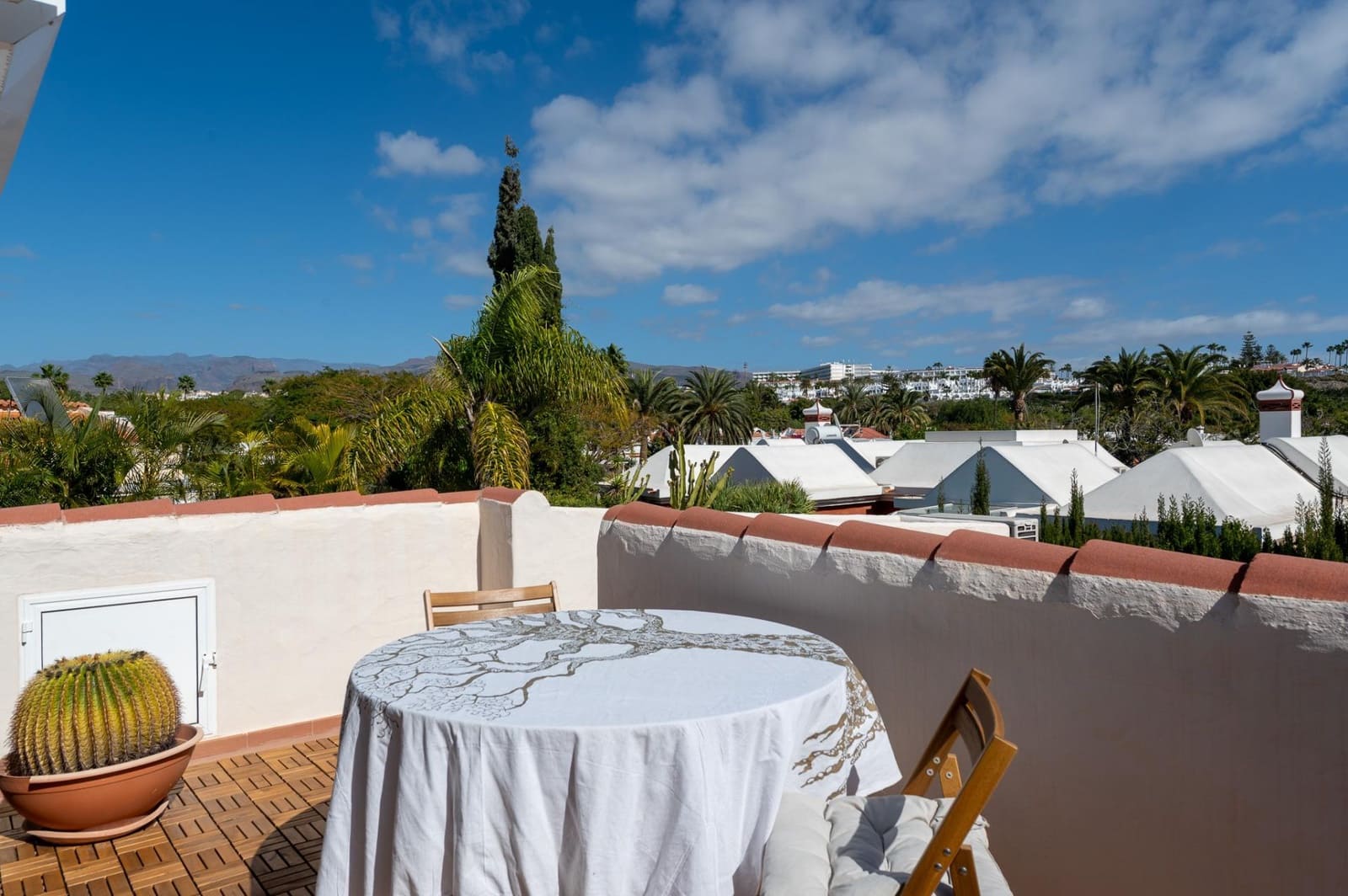 3 Zimmer Bungalow zu verkaufen in Maspalomas mit Pool - 895.000 € (Ref: 9555852)