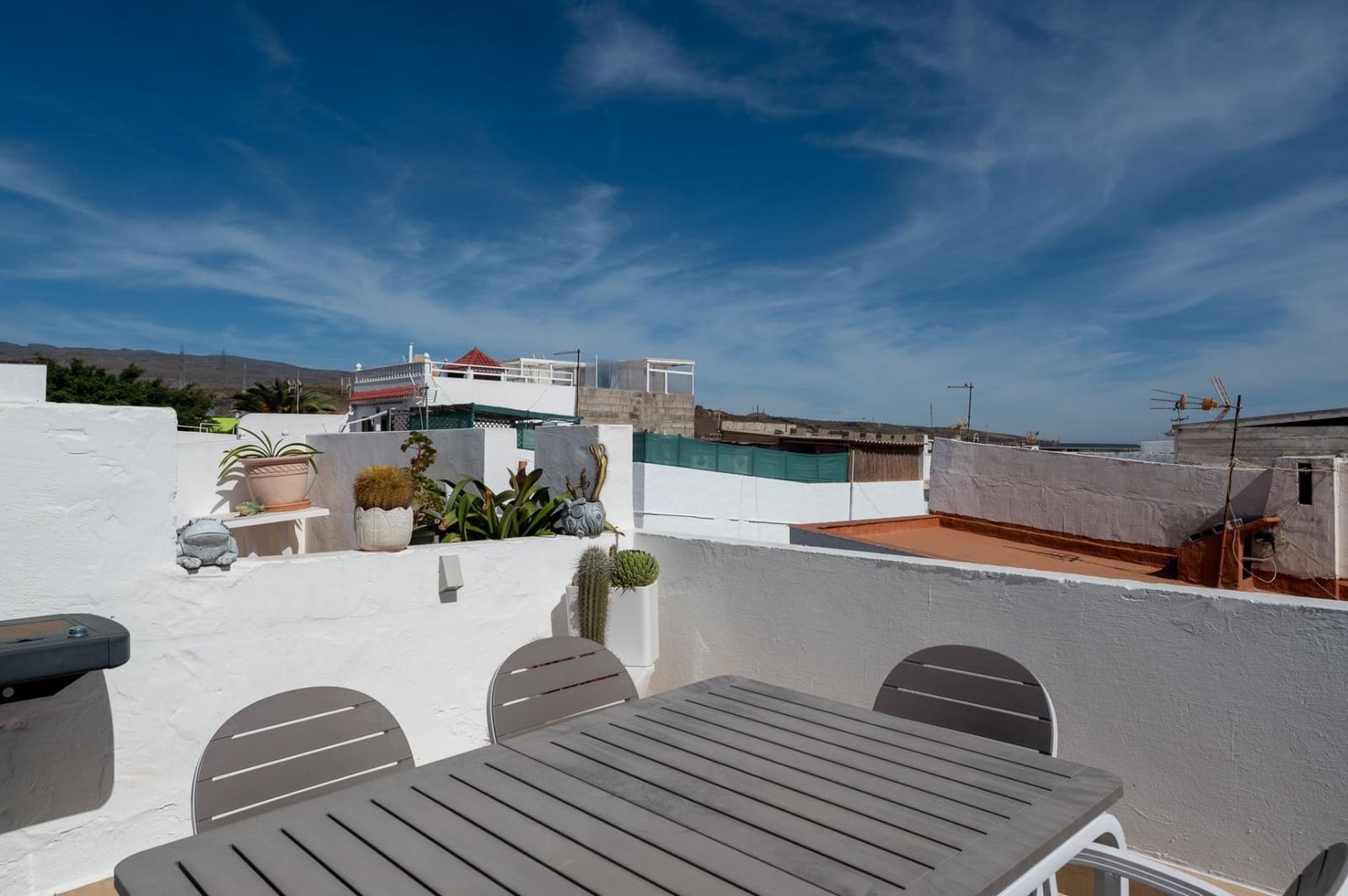 3 bedroom Apartment for sale in San Bartolome de Tirajana - € 360,000 (Ref: 9571191)