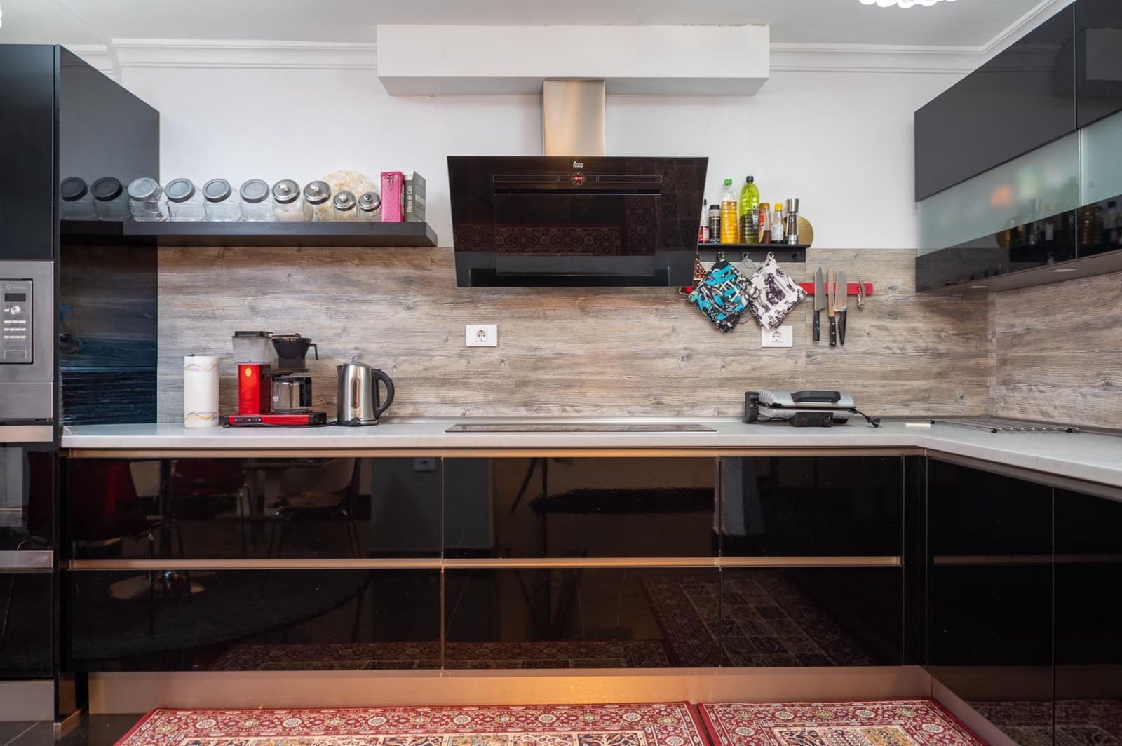 3 bedroom Apartment for sale in San Bartolome de Tirajana - € 360,000 (Ref: 9571191)