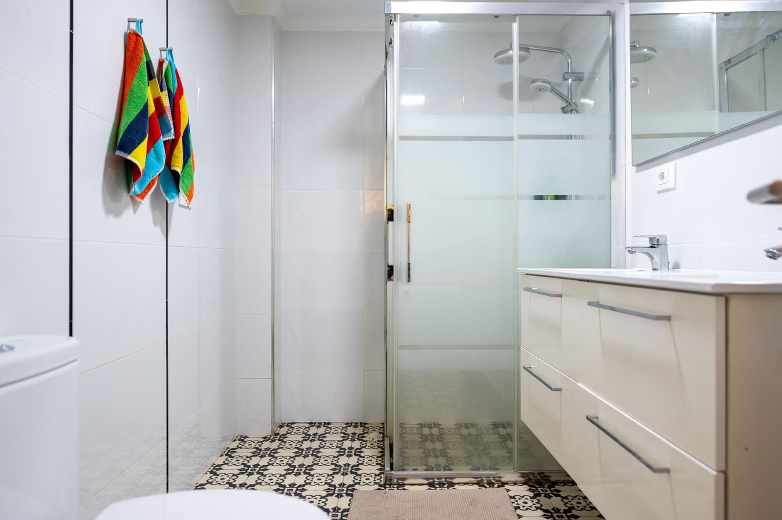 3 bedroom Apartment for sale in San Bartolome de Tirajana - € 360,000 (Ref: 9571191)