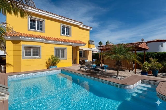 5 slaapkamer Villa te koop in Montaña la Data, San Bartolomé de Tirajana met zwembad garage - € 846.000 (Ref: 9574643)