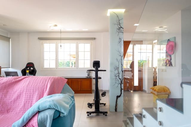 5 slaapkamer Villa te koop in Montaña la Data, San Bartolomé de Tirajana met zwembad garage - € 846.000 (Ref: 9574643)