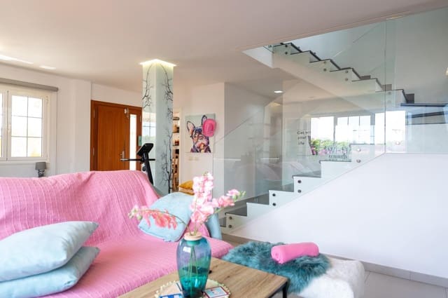 5 slaapkamer Villa te koop in Montaña la Data, San Bartolomé de Tirajana met zwembad garage - € 846.000 (Ref: 9574643)