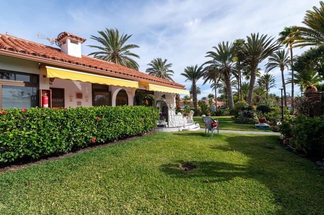 1 bedroom Bungalow for sale in Playa del Inglés, San Bartolomé de Tirajana with pool - € 460,000 (Ref: 9591318)