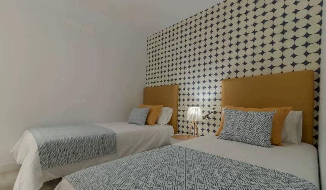 2 soverom Leilighet til leie i Arguineguin - € 1 850 (Ref: 9596158)