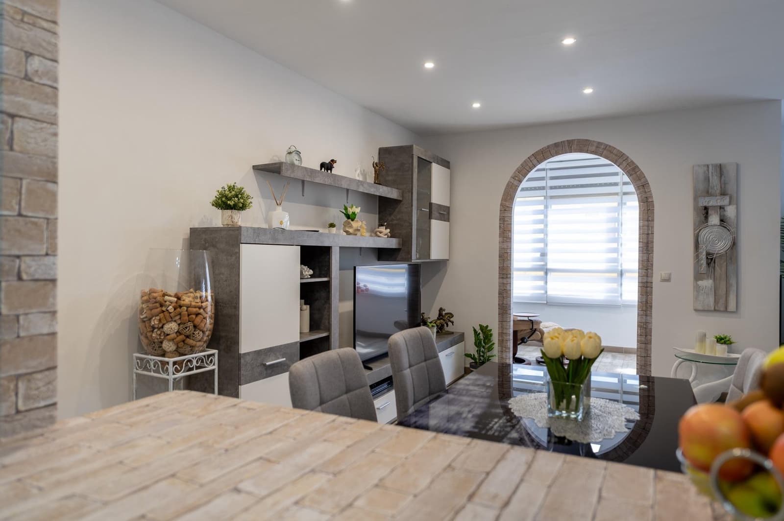 2 bedroom Flat for sale in San Bartolome de Tirajana - € 265,000 (Ref: 9656112)