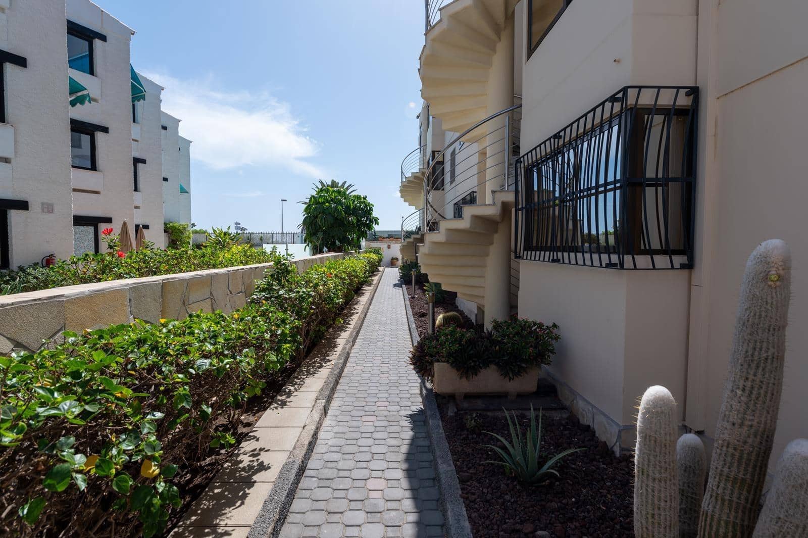 1 soverom Strandleiligheter til salgs i Playa del Ingles med svømmebasseng - € 279 000 (Ref: 9656114)