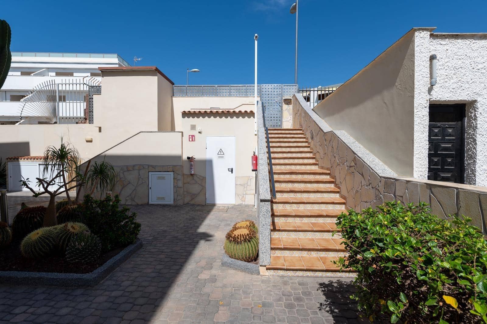 1 bedroom Beach Apartment for sale in Playa del Ingles with pool - € 279,000 (Ref: 9656114)