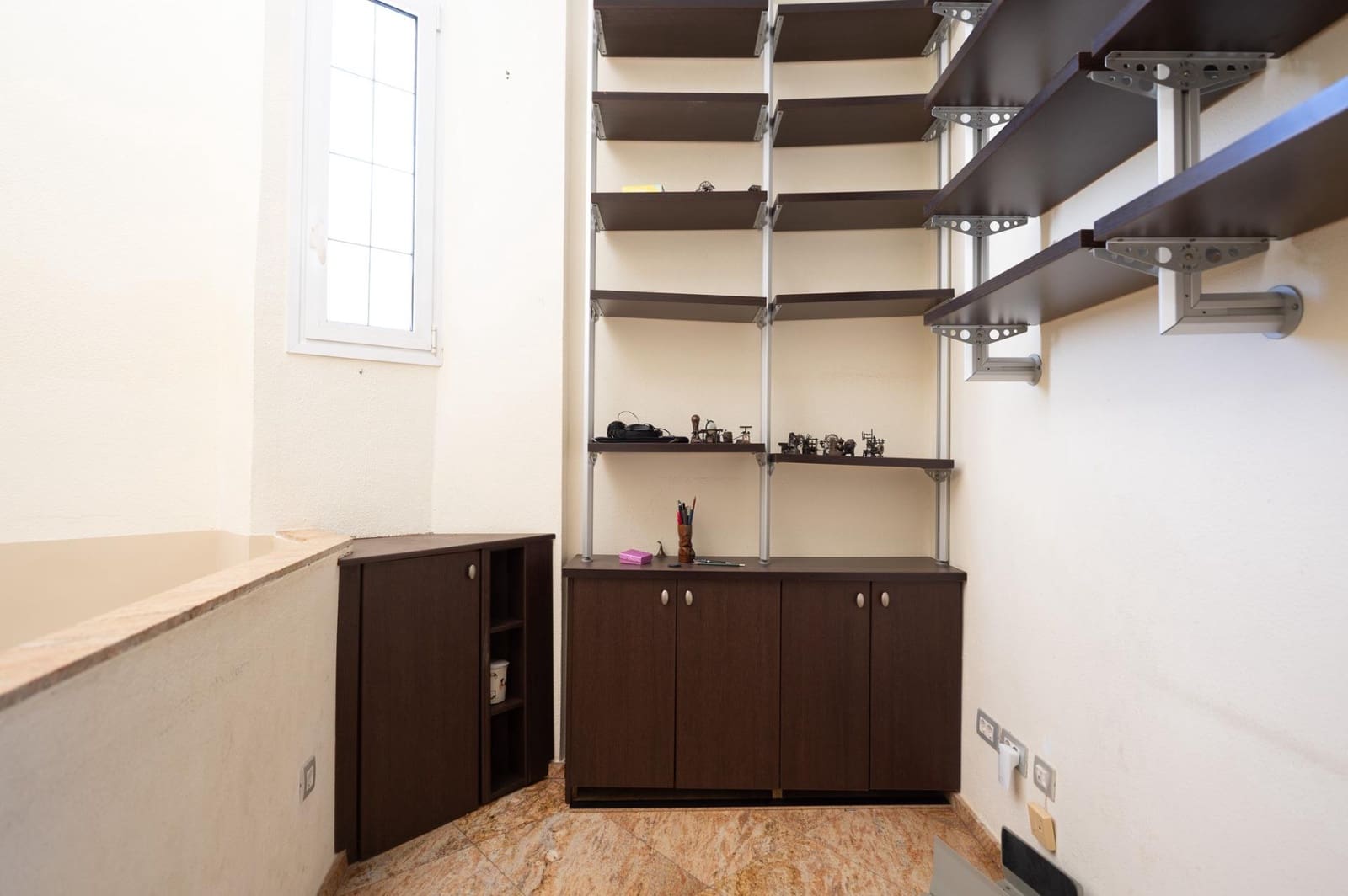 5 bedroom Villa for sale in San Bartolome de Tirajana with pool - € 1,150,000 (Ref: 9659456)